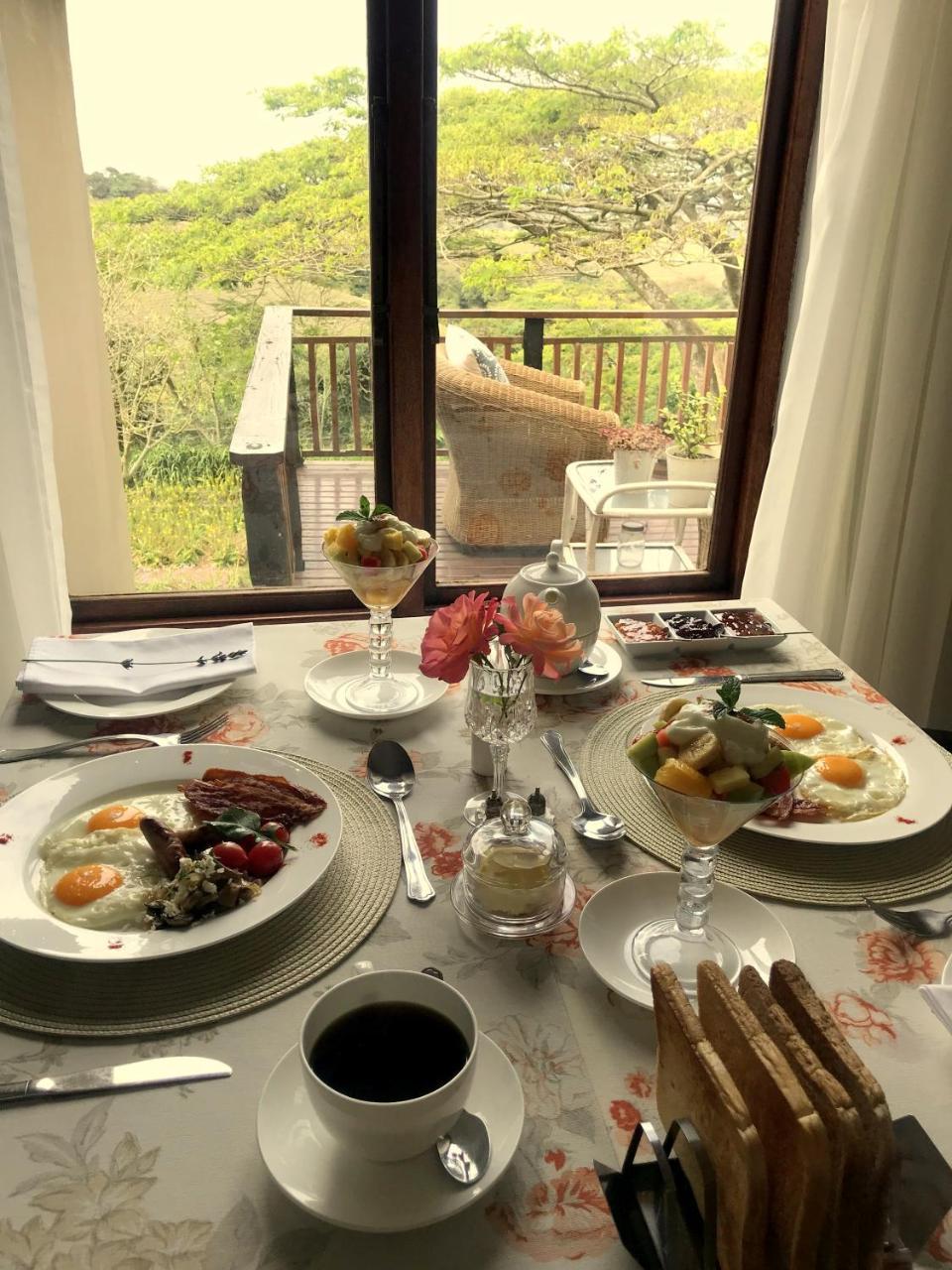 A Kings View Hotel Eshowe Bagian luar foto